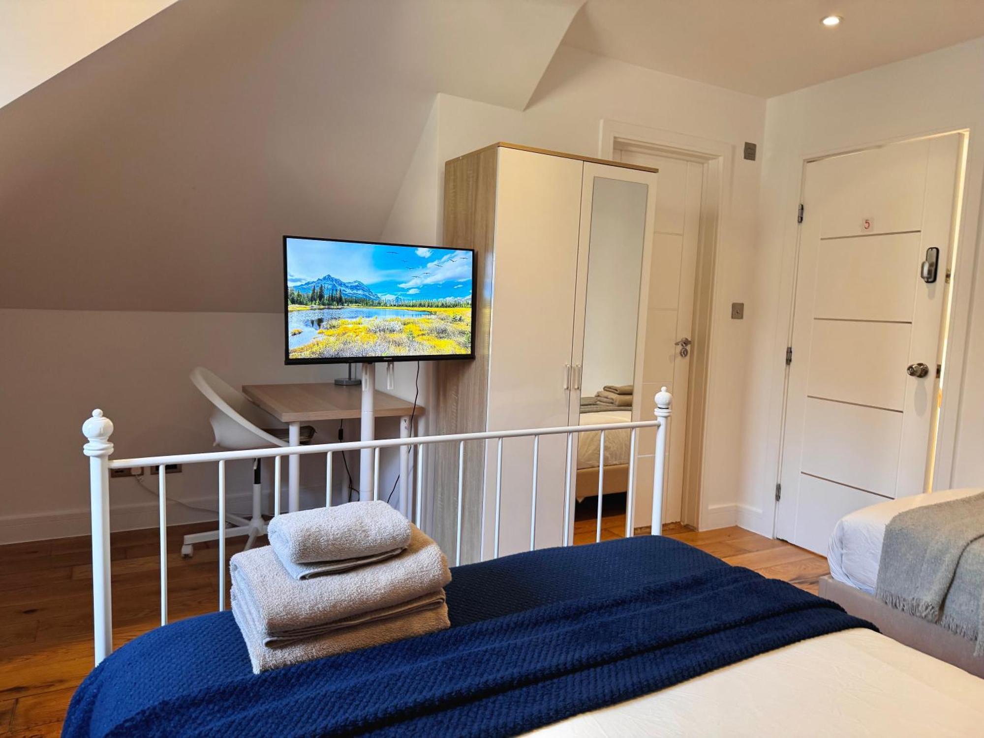 Casa de hóspedes En-suites With Free Parking 30min To