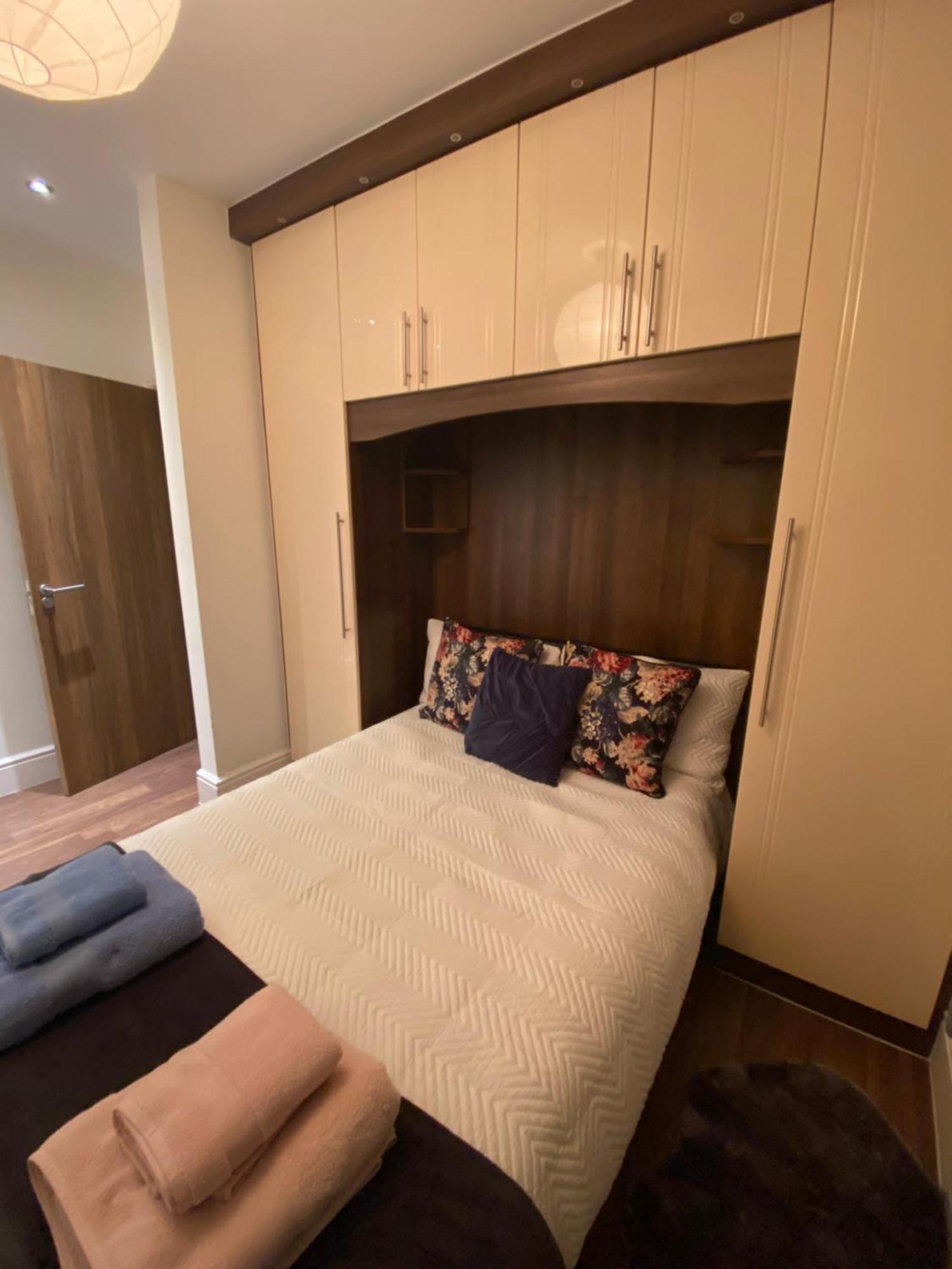 Guest house London Westfield Bedroom *