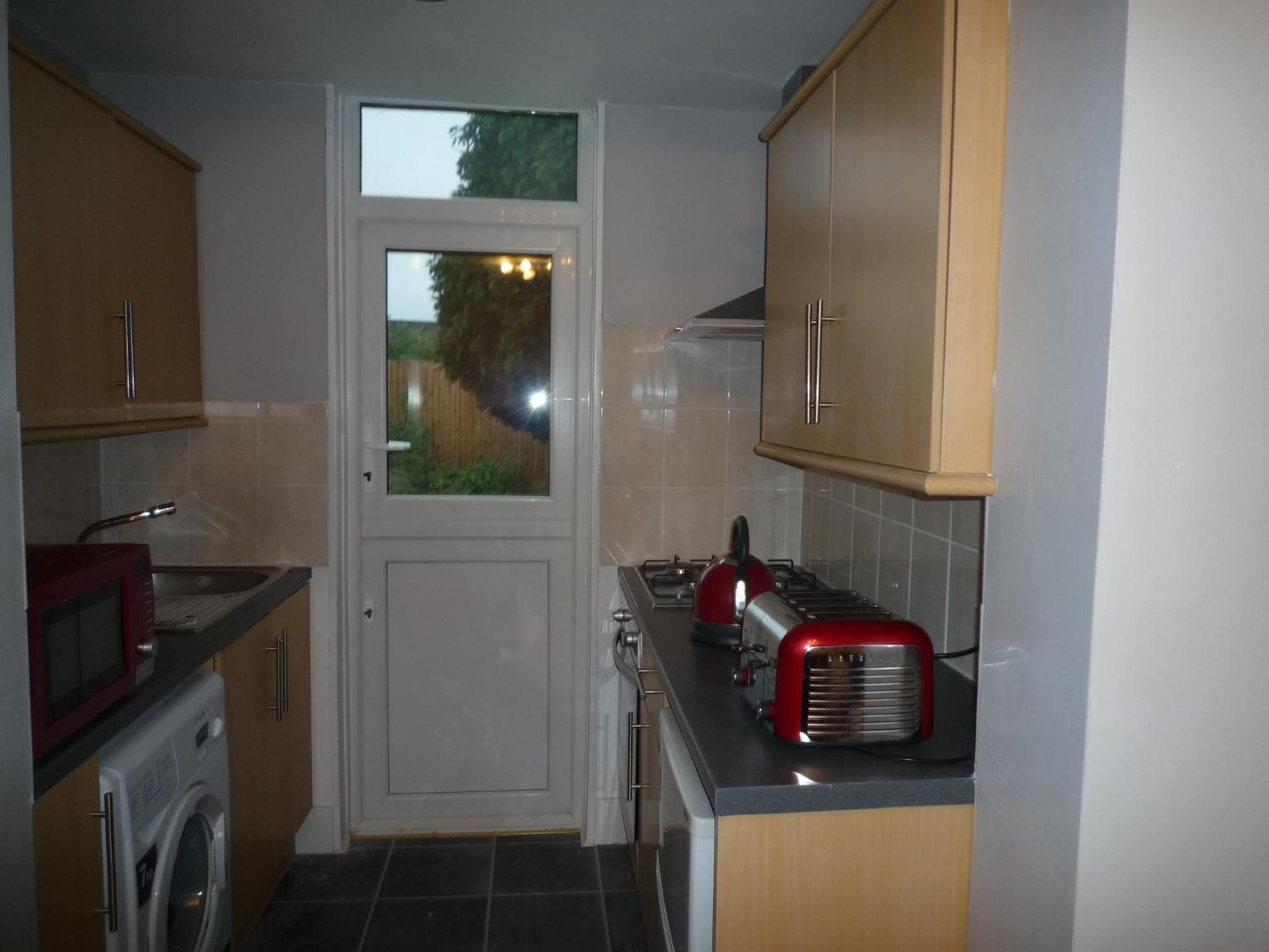 2 Bedroom Apartment, Fortescue Road Apartment