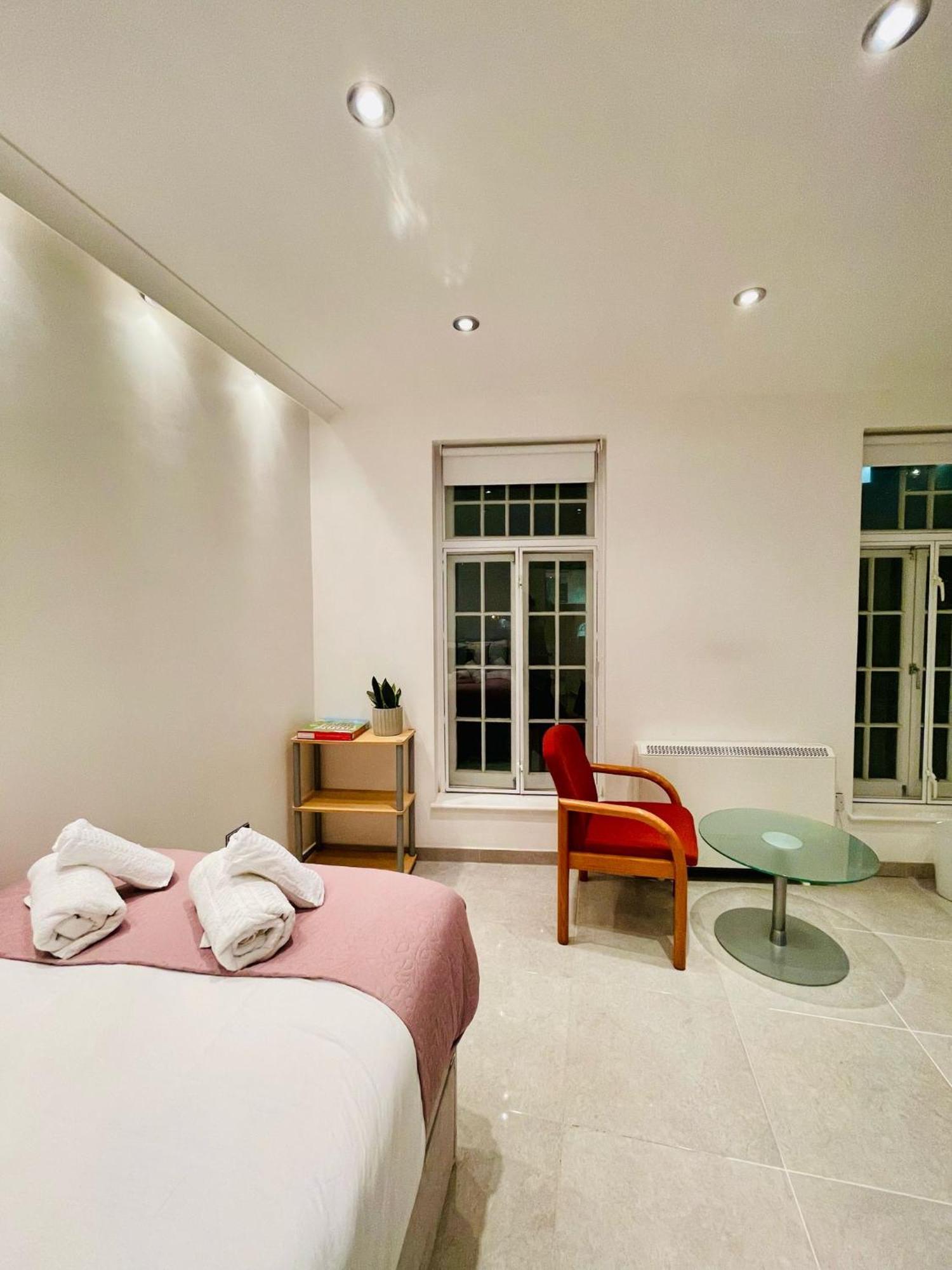 Apartment Smithfield St Paul Farringdon London