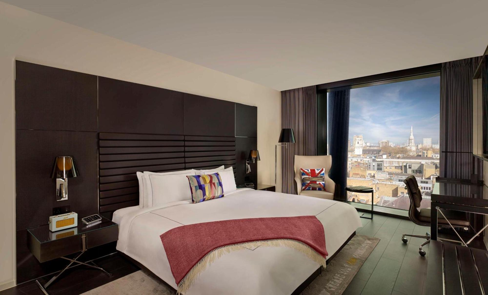 Hotel Art'otel Hoxton, Powered By Radisson 4*