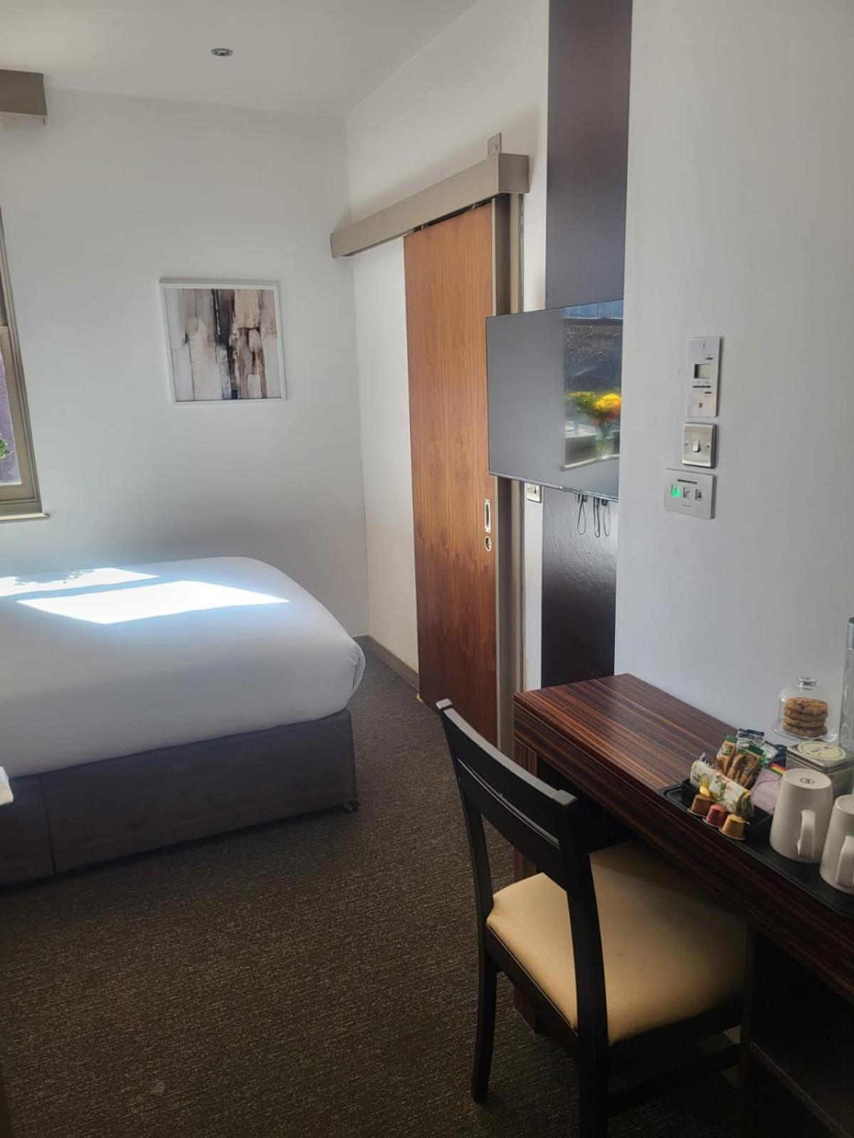 Apartment Boutique 302 *