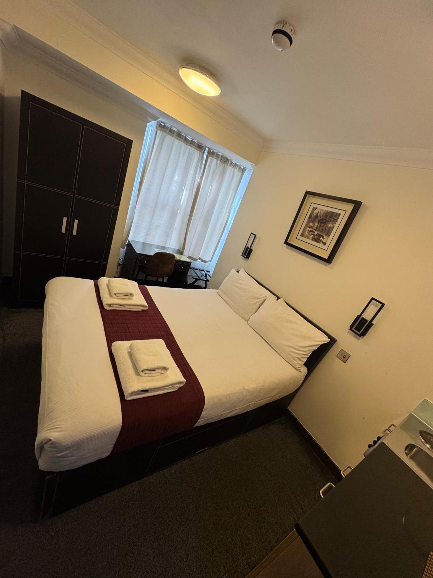 The Royale Chulan Hyde Park 3* London
