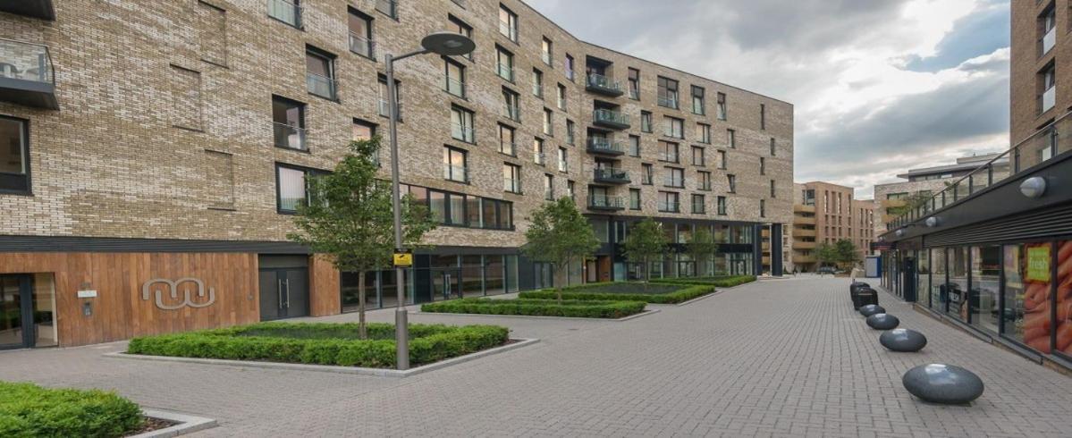 Chic 2-bedroom In Canada Water, - Stylish Retreat Near The River Thames Londres