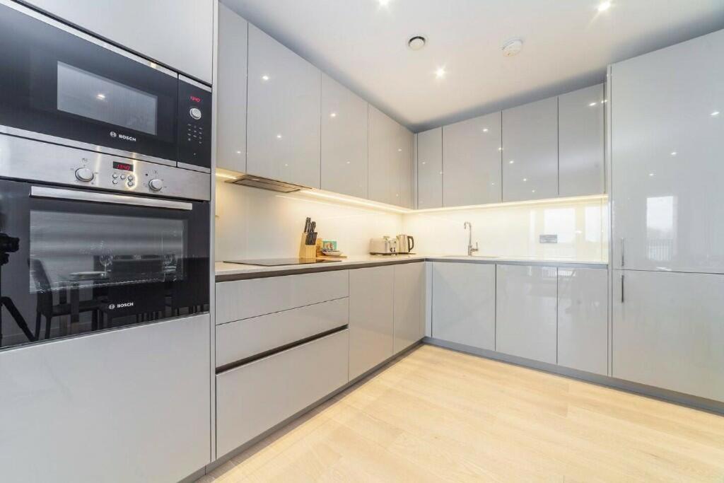 Chic 2-bedroom In Canada Water, - Stylish Retreat Near The River Thames Apartamento *