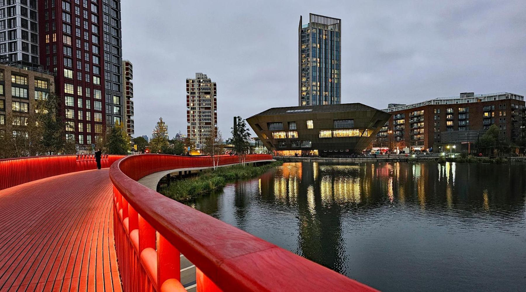 Chic 2-bedroom In Canada Water, - Stylish Retreat Near The River Thames Apartamento Londres