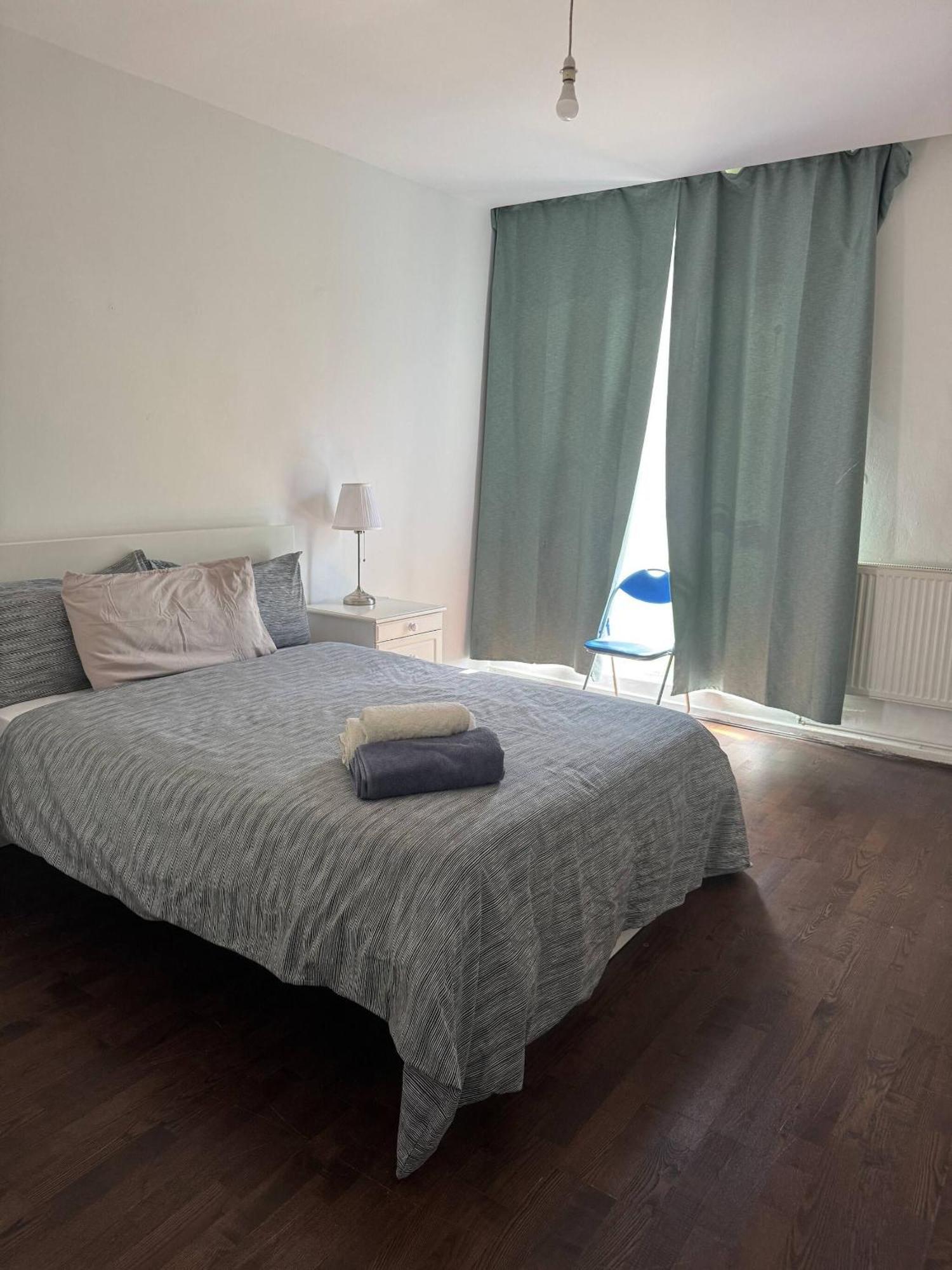 Charming 2 Bed In London
