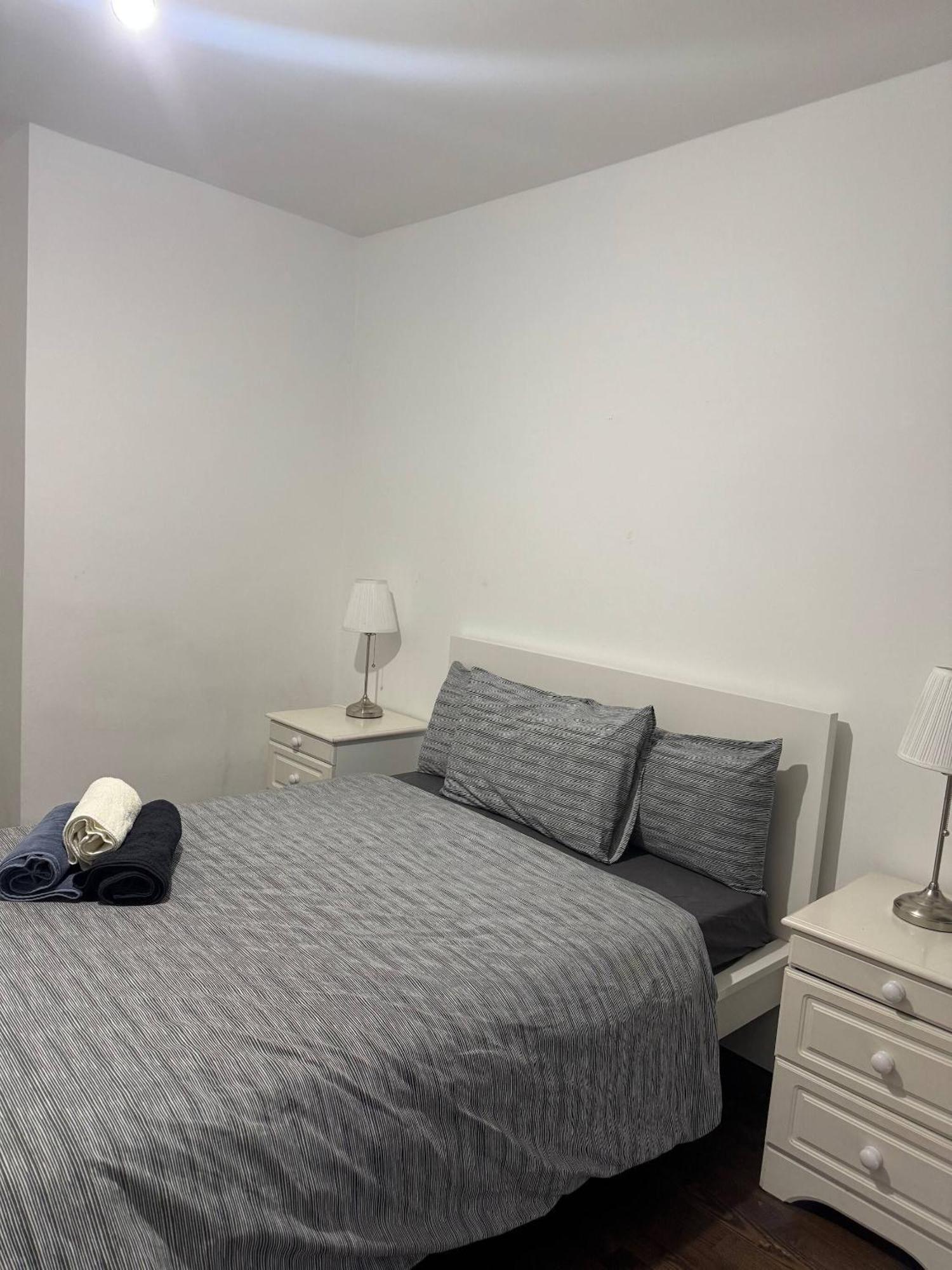 Apartment Charming 2 Bed In London