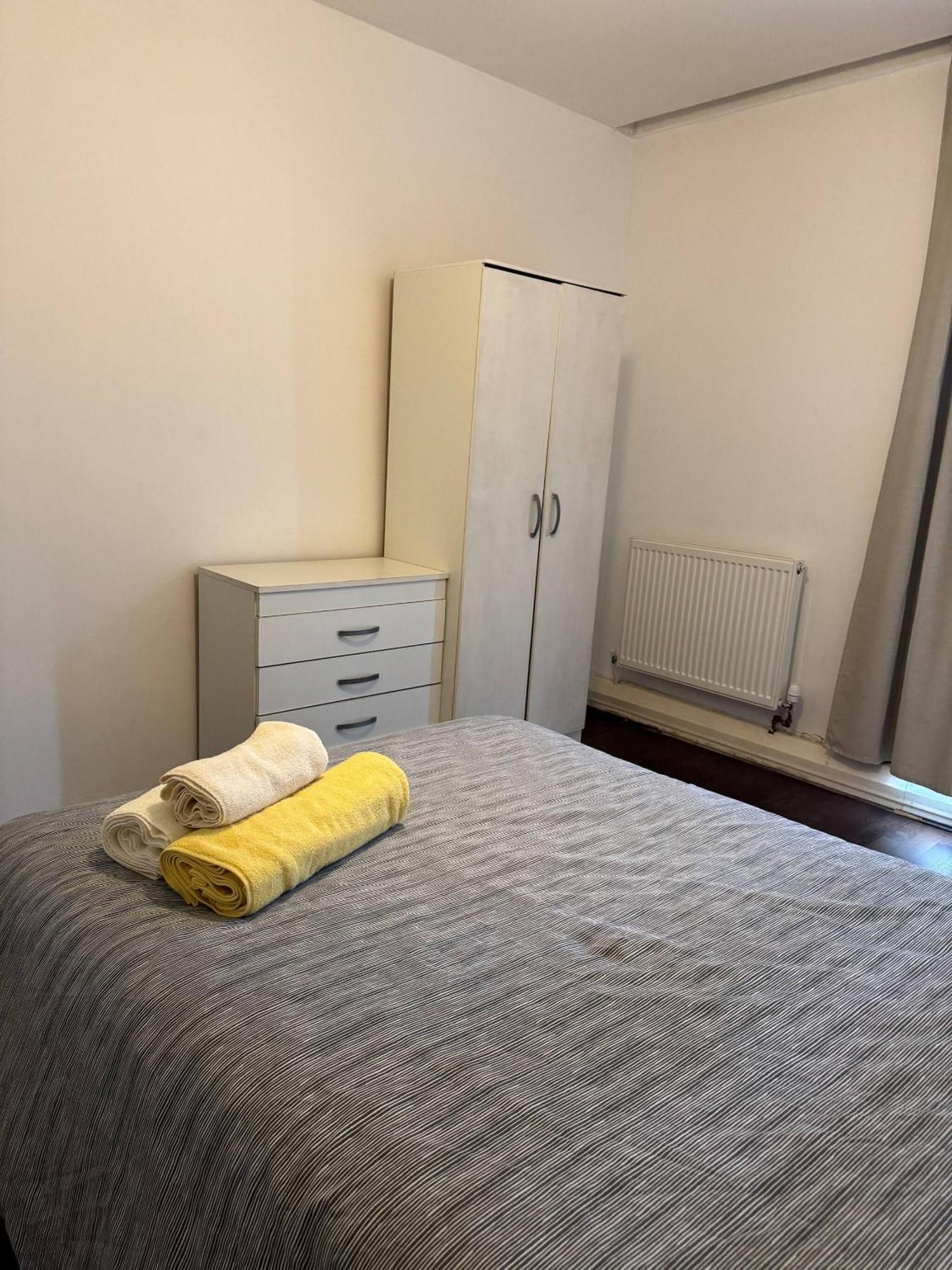Apartment Charming 2 Bed In *