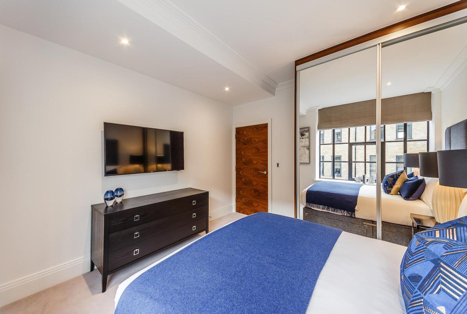 Apartment Palace Wharf *