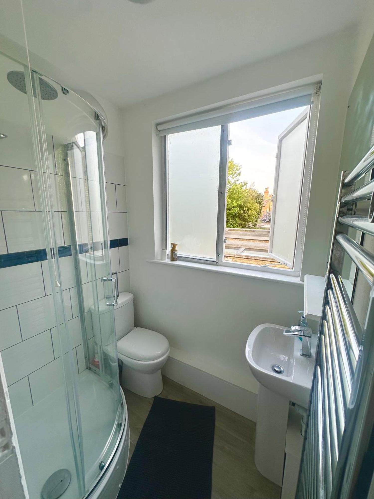 1 Bedroom Flat In Fulham Apartment London