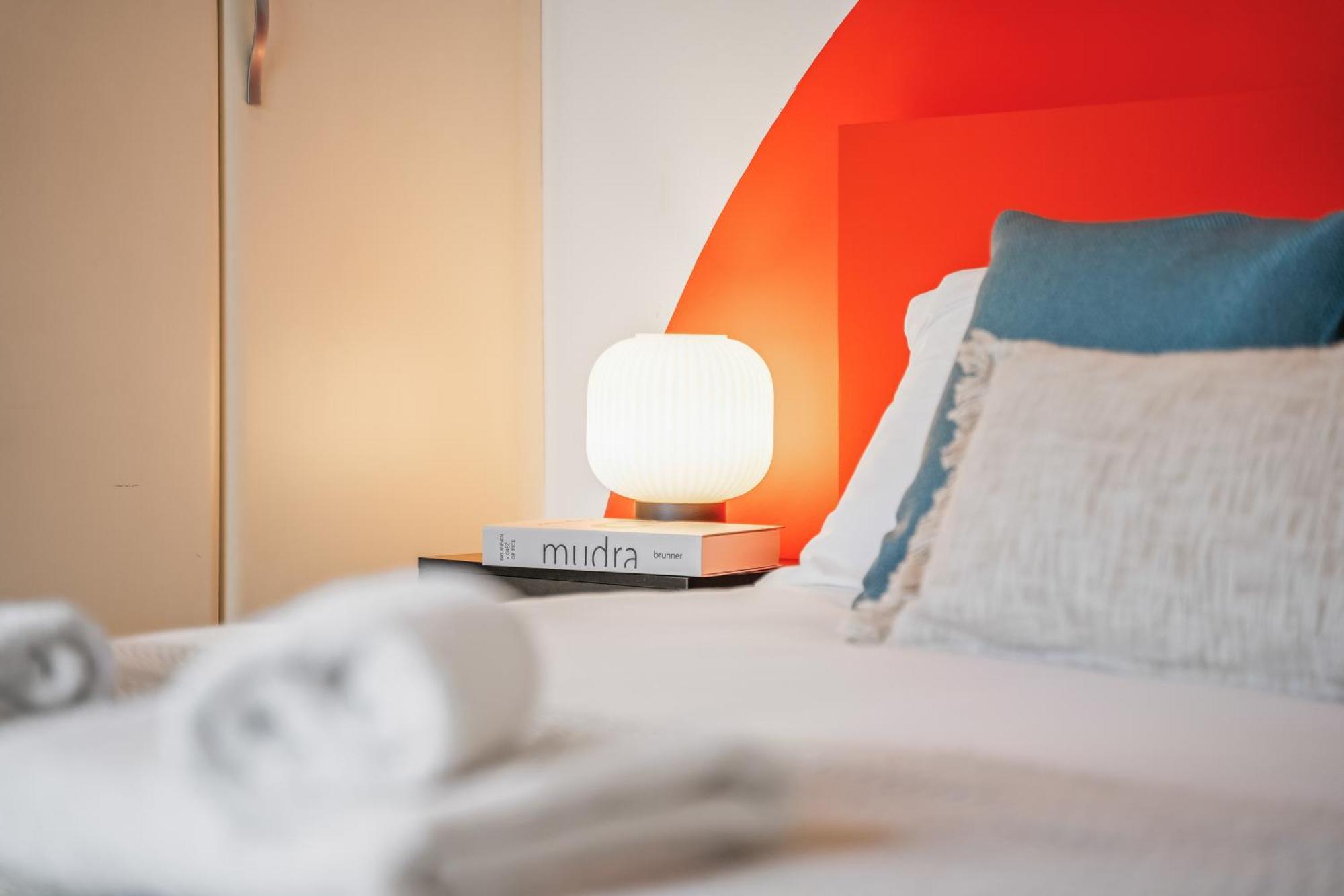 Modern And Industrial 2 Bed - Close To London Bridge, Sleeps 6 London