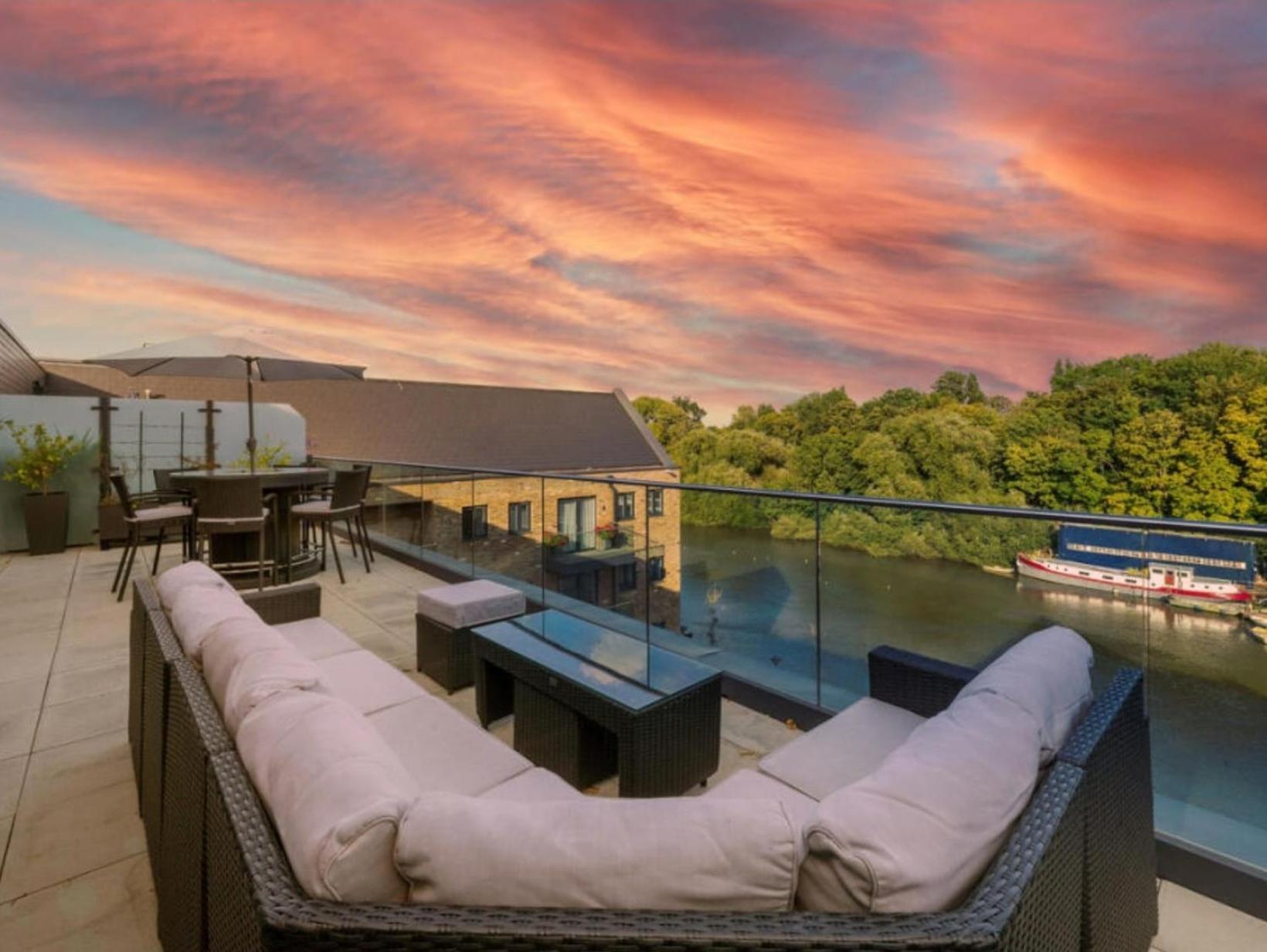 Apartamento Serenity By The Water: 3 Bed 3 Bath West - Parking Londres