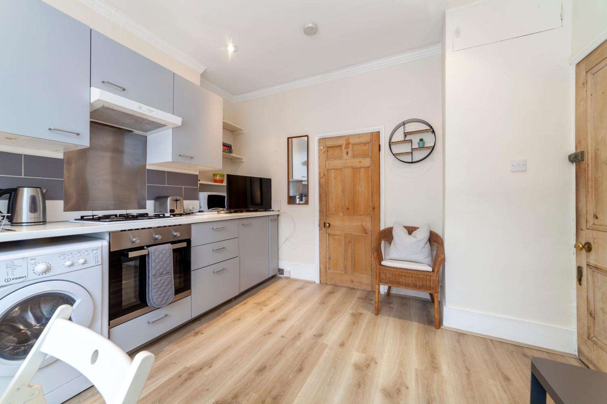 Lovely Ground Floor 1bdr Flat, Notting Hill Apartment *