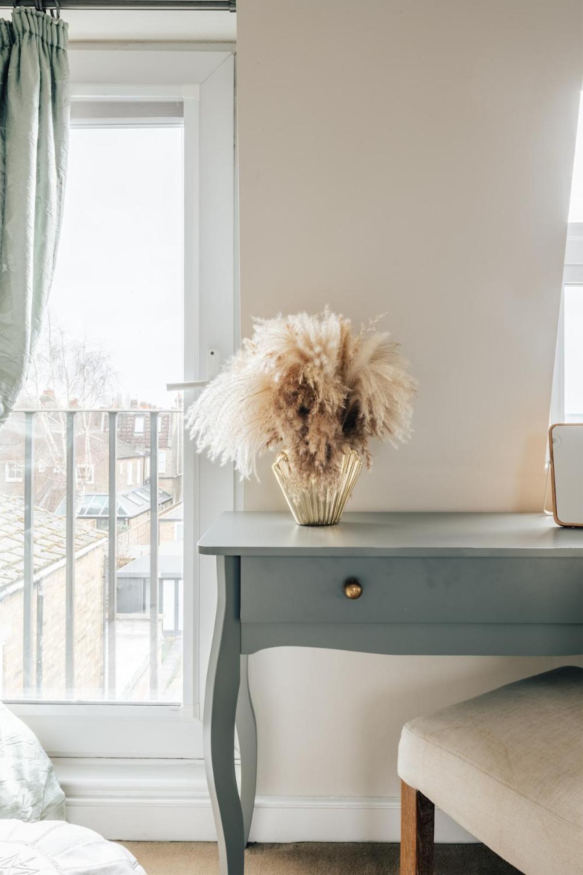 Apartment 3 Bed, 2 Bath Stylish Flat