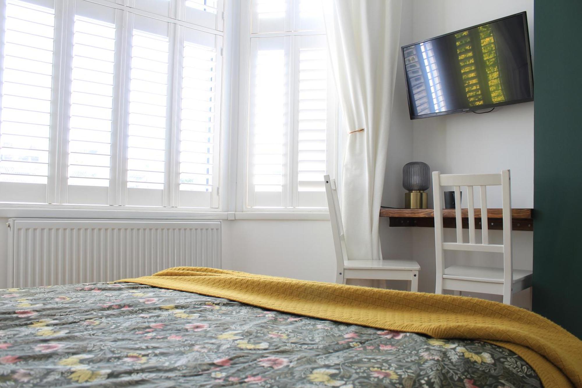 Stylish Ensuite 15 Mins To Hospedagem domiciliar