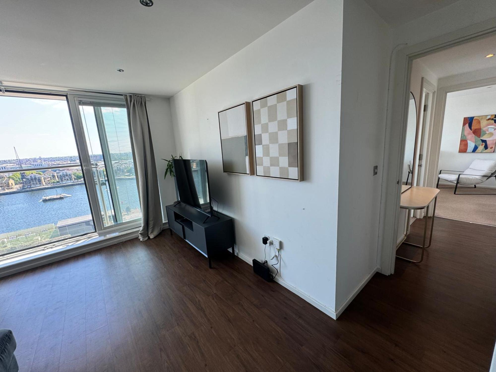 Apartment Riverstay With Free Parking London