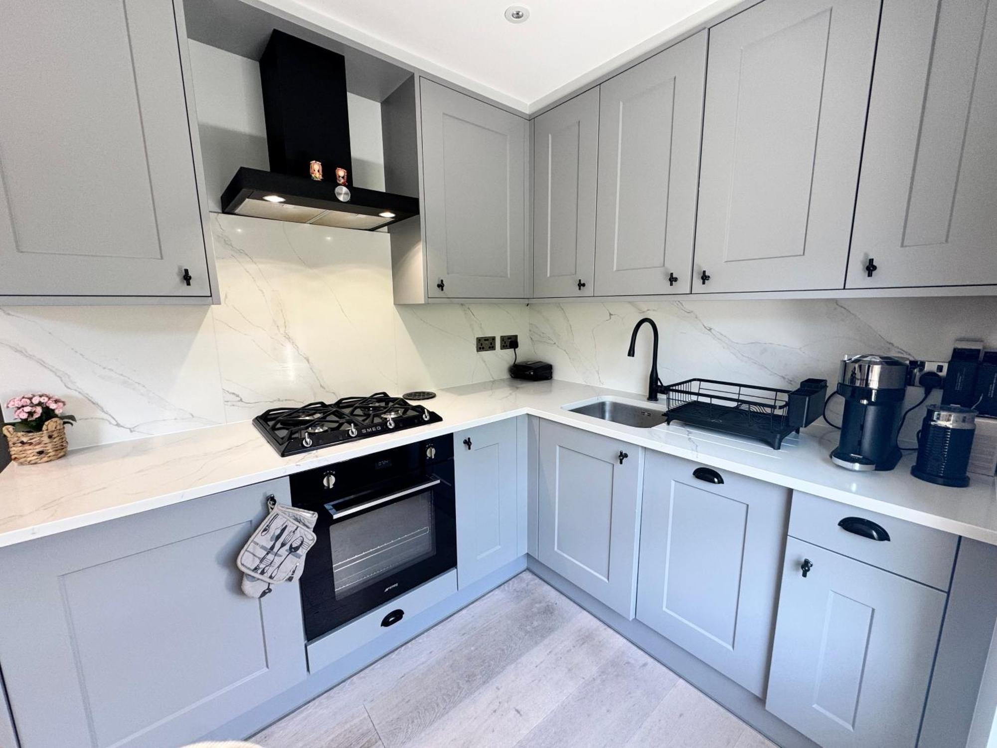 5 Min Walk To Oxford Street Apartment