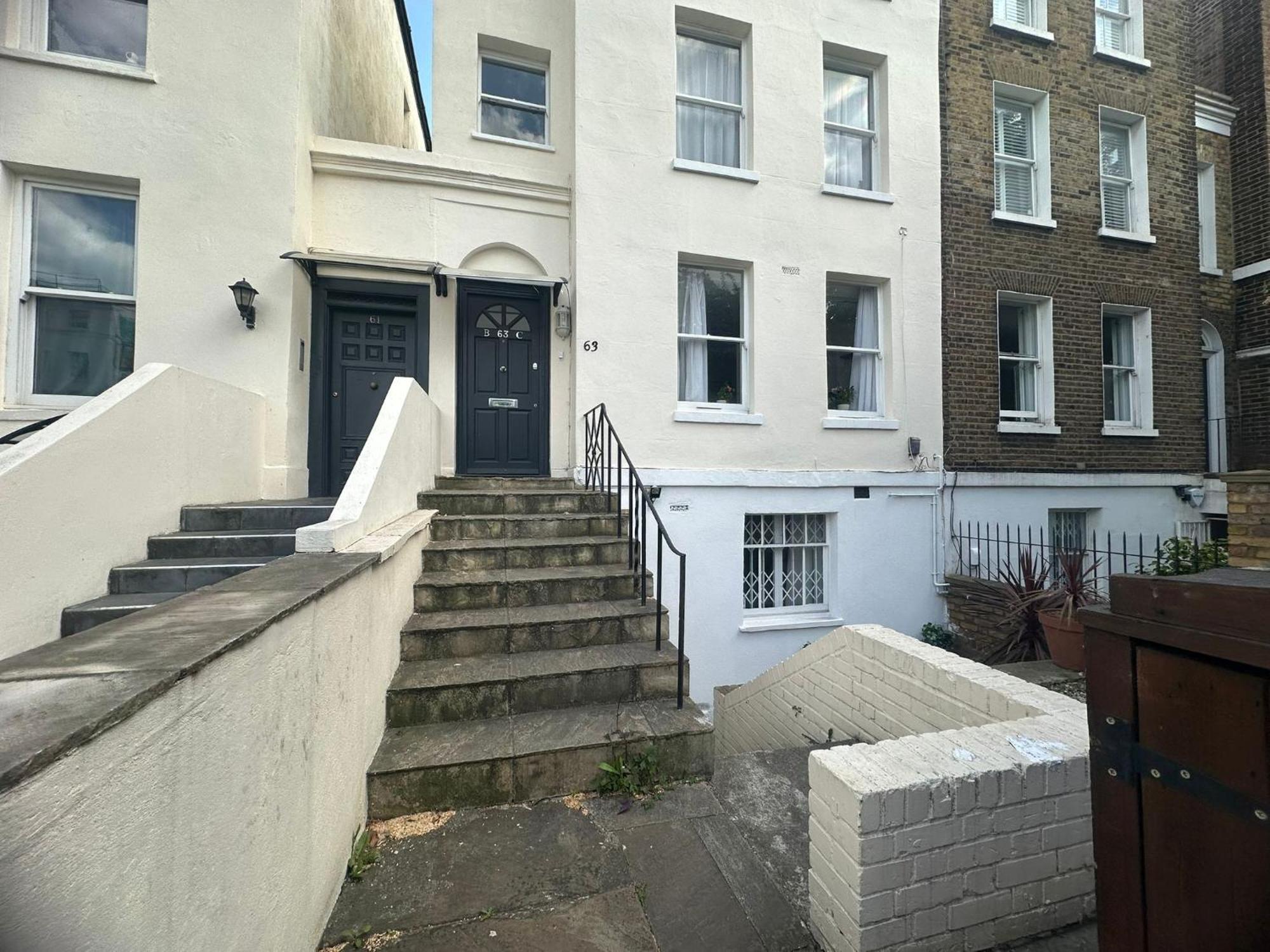 Modern Riverside Living On Black Road London