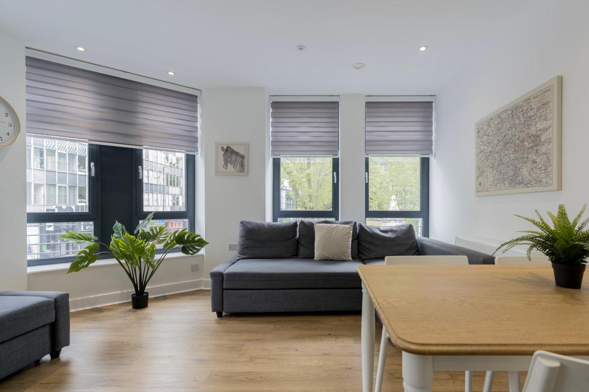 Apartment Stylish Modern By Aldgate East Station 2 London