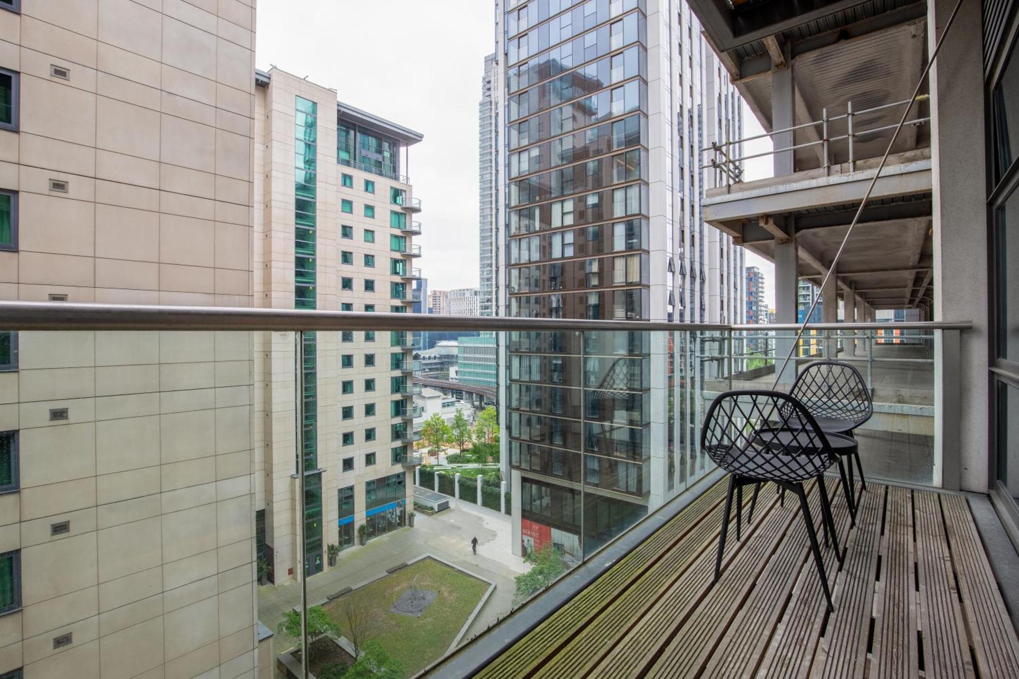 Apartment Londwell, Canary Wharf River Thames Balcony *