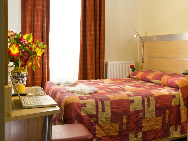 Hotel St George's Victoria