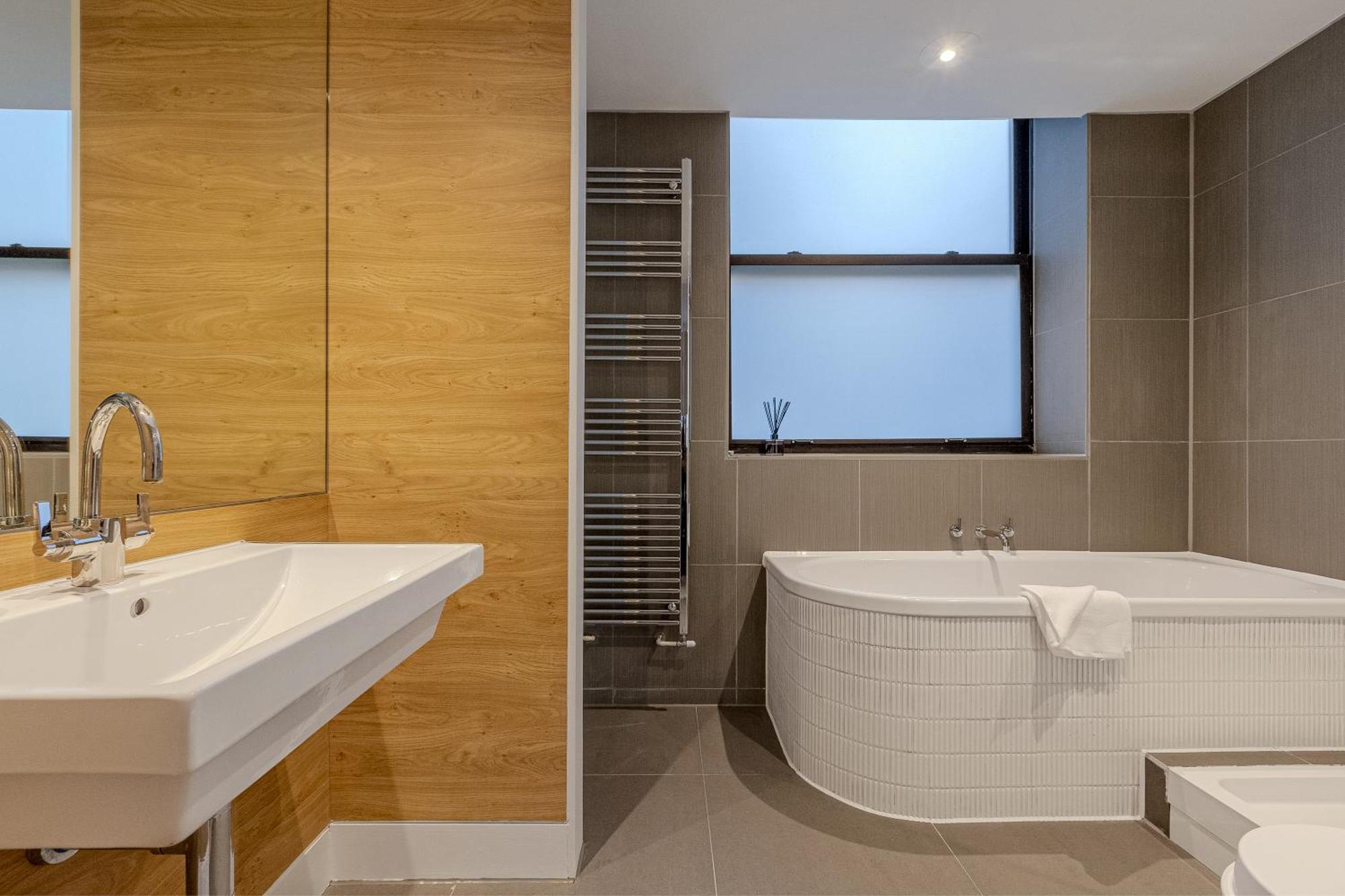 St Paul's I Your Apartment London