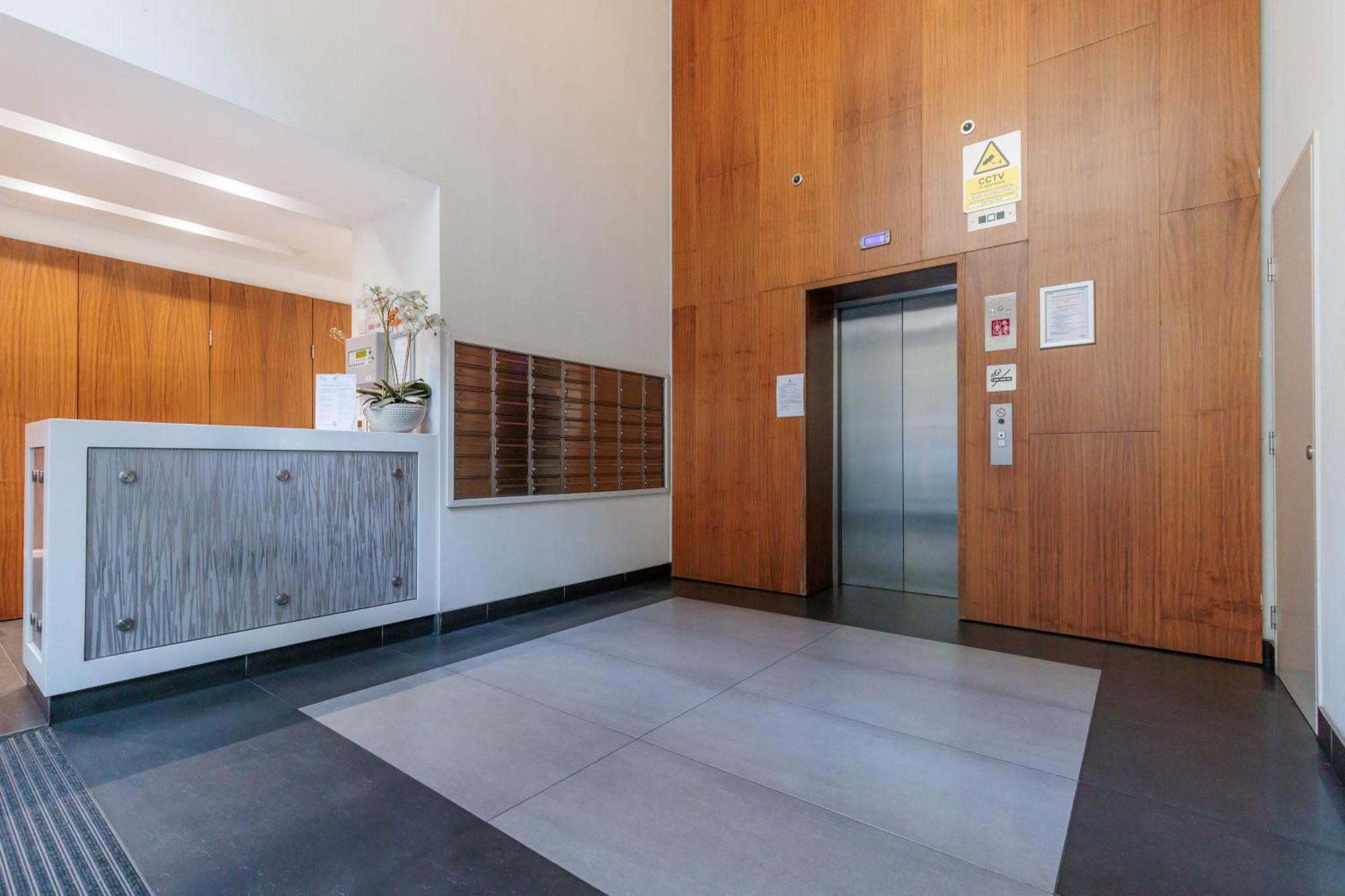 Apartment Luxury Let @ London