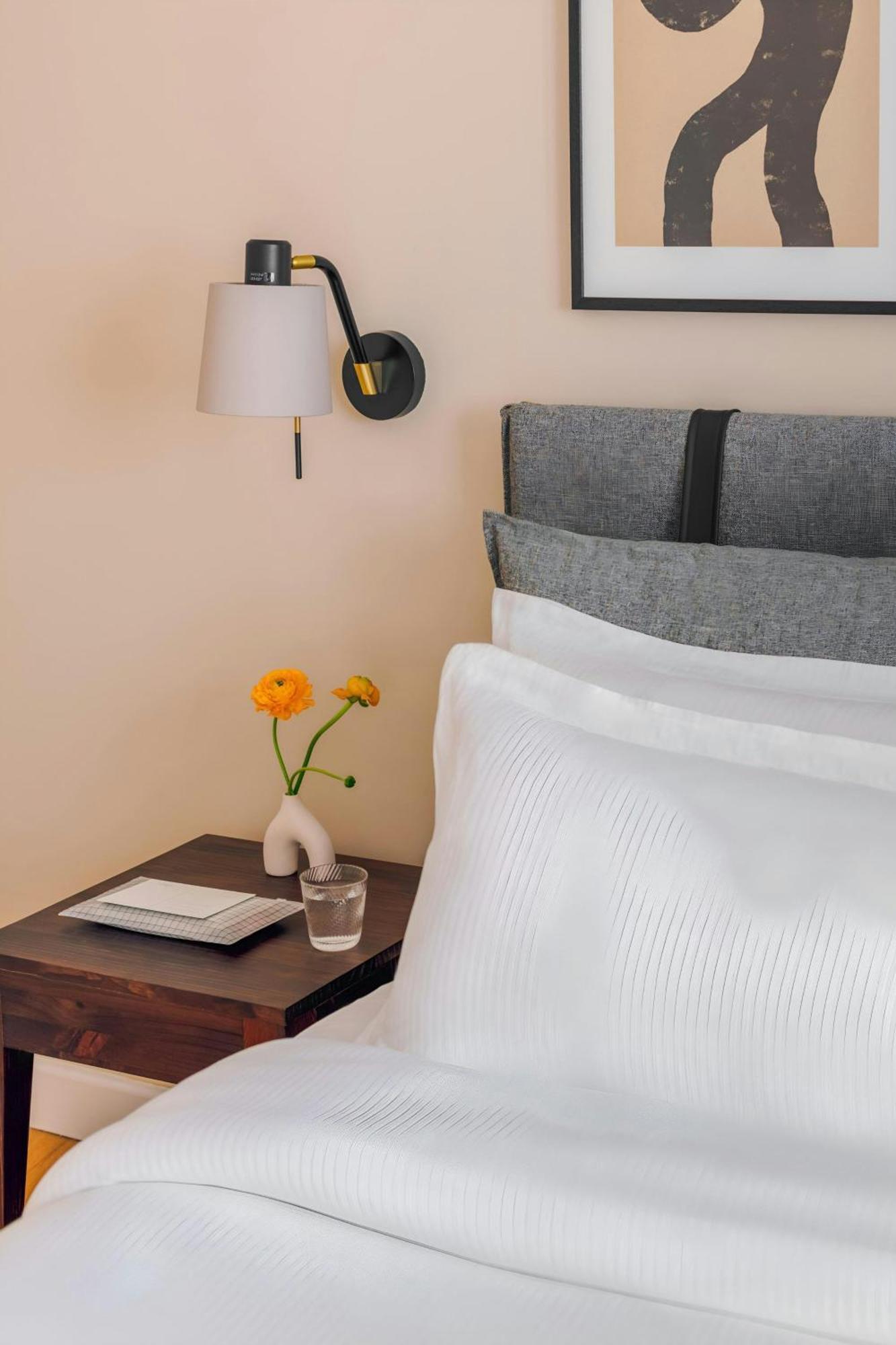 Sonder By Marriott Bonvoy The Bard Fitzrovia Aparthotel London