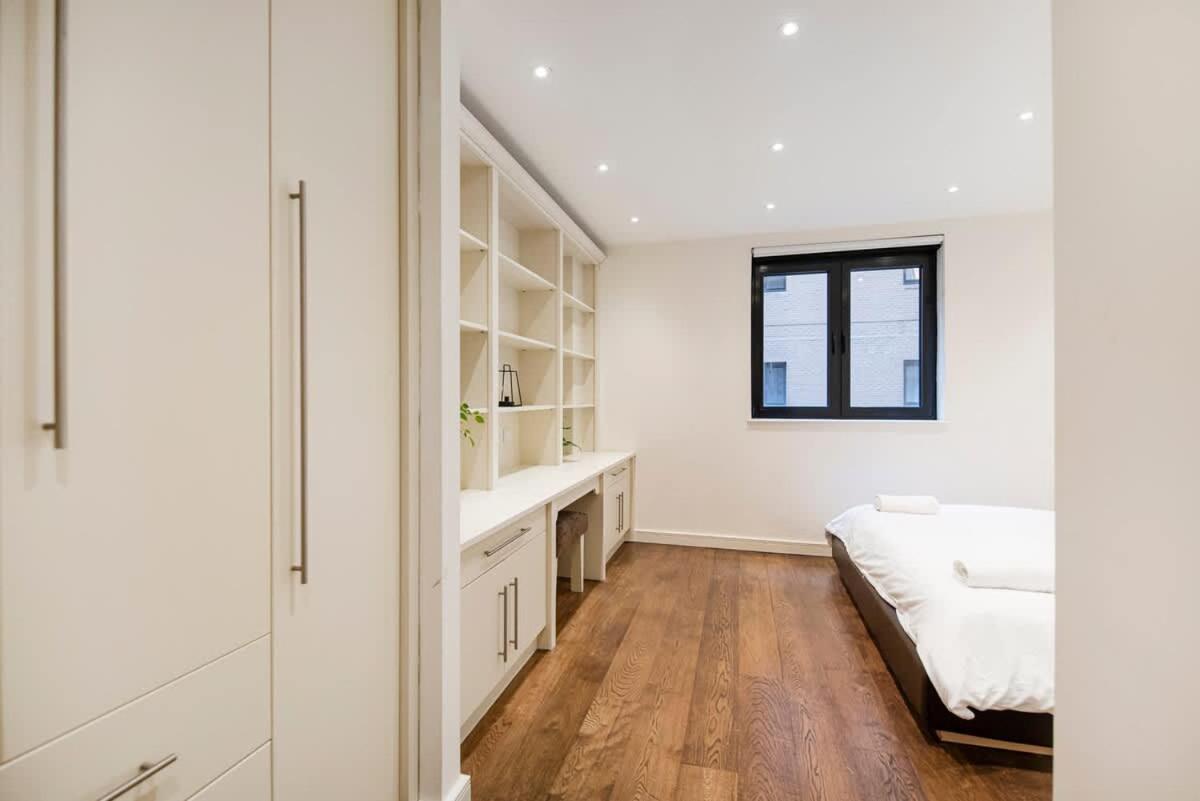 Apartment 2 Bed Maissonette London