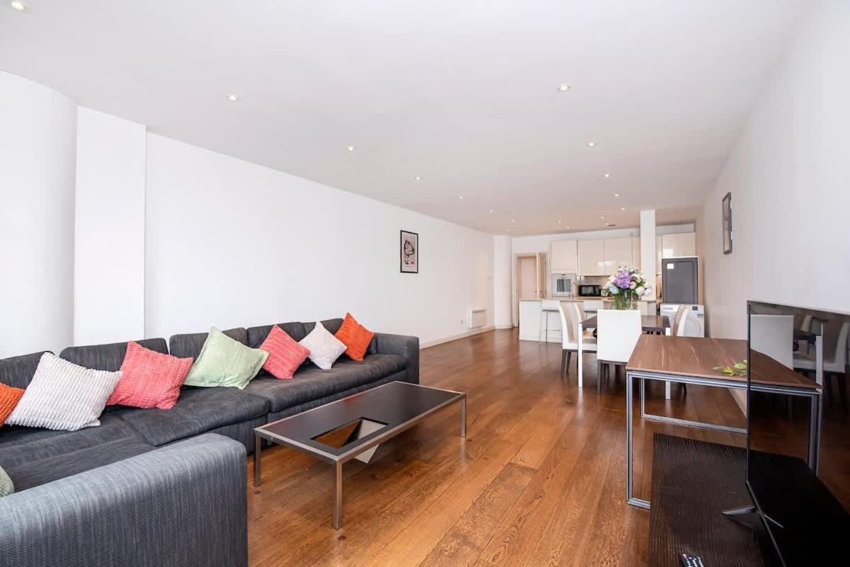 2 Bed Maissonette Apartment London