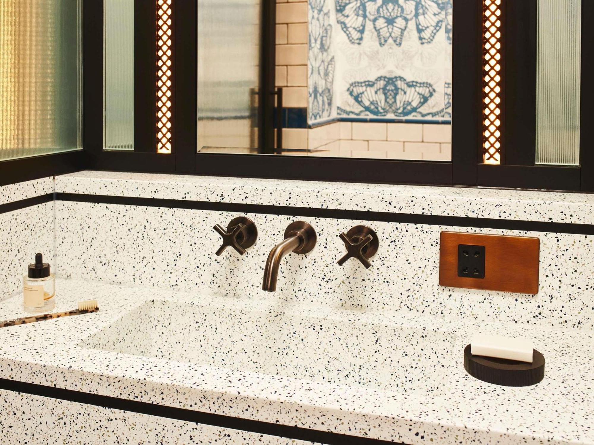 Hotel Hyde 4*
