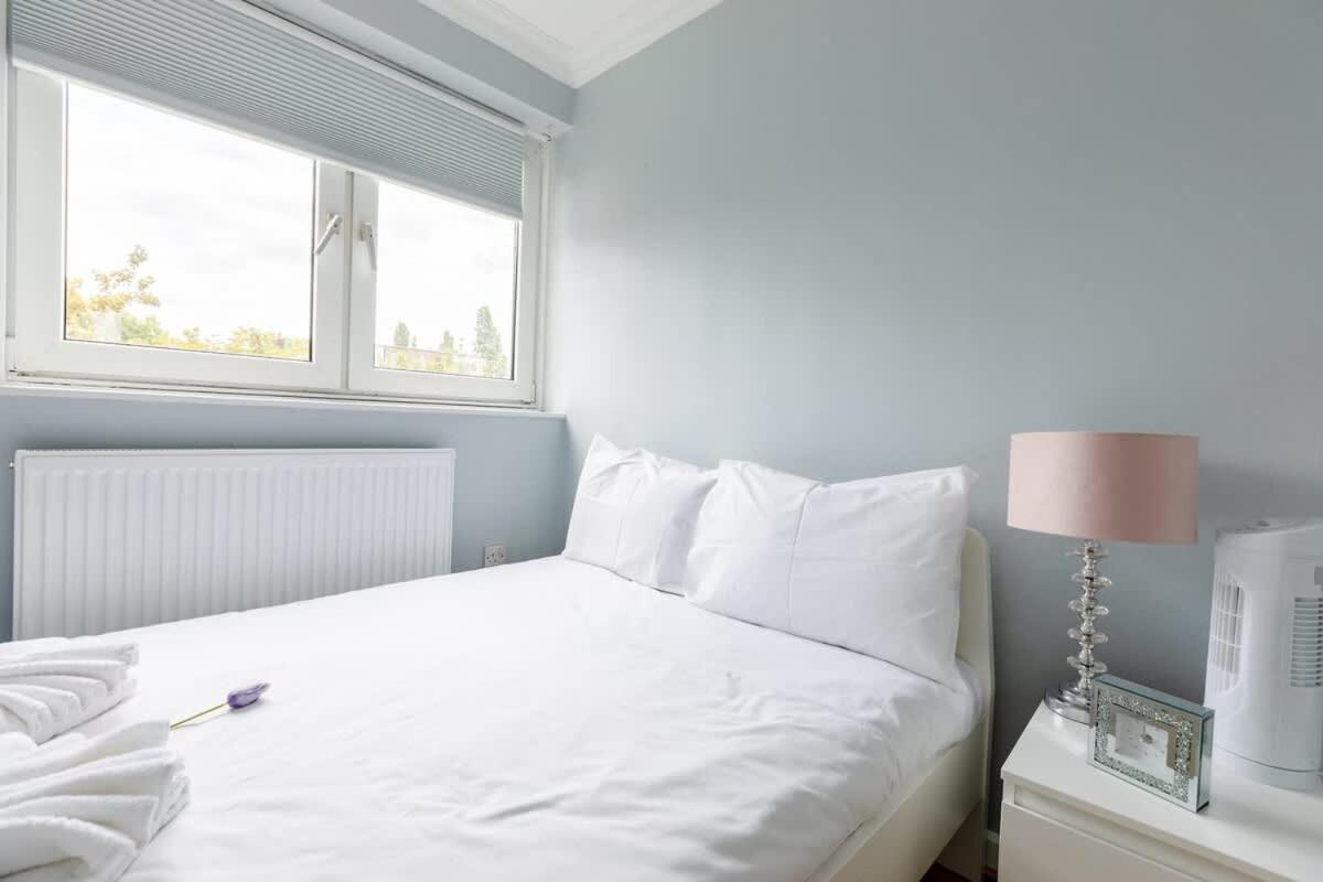 Holiday home Cosy 3 Bed Flat Near London's Highlights London
