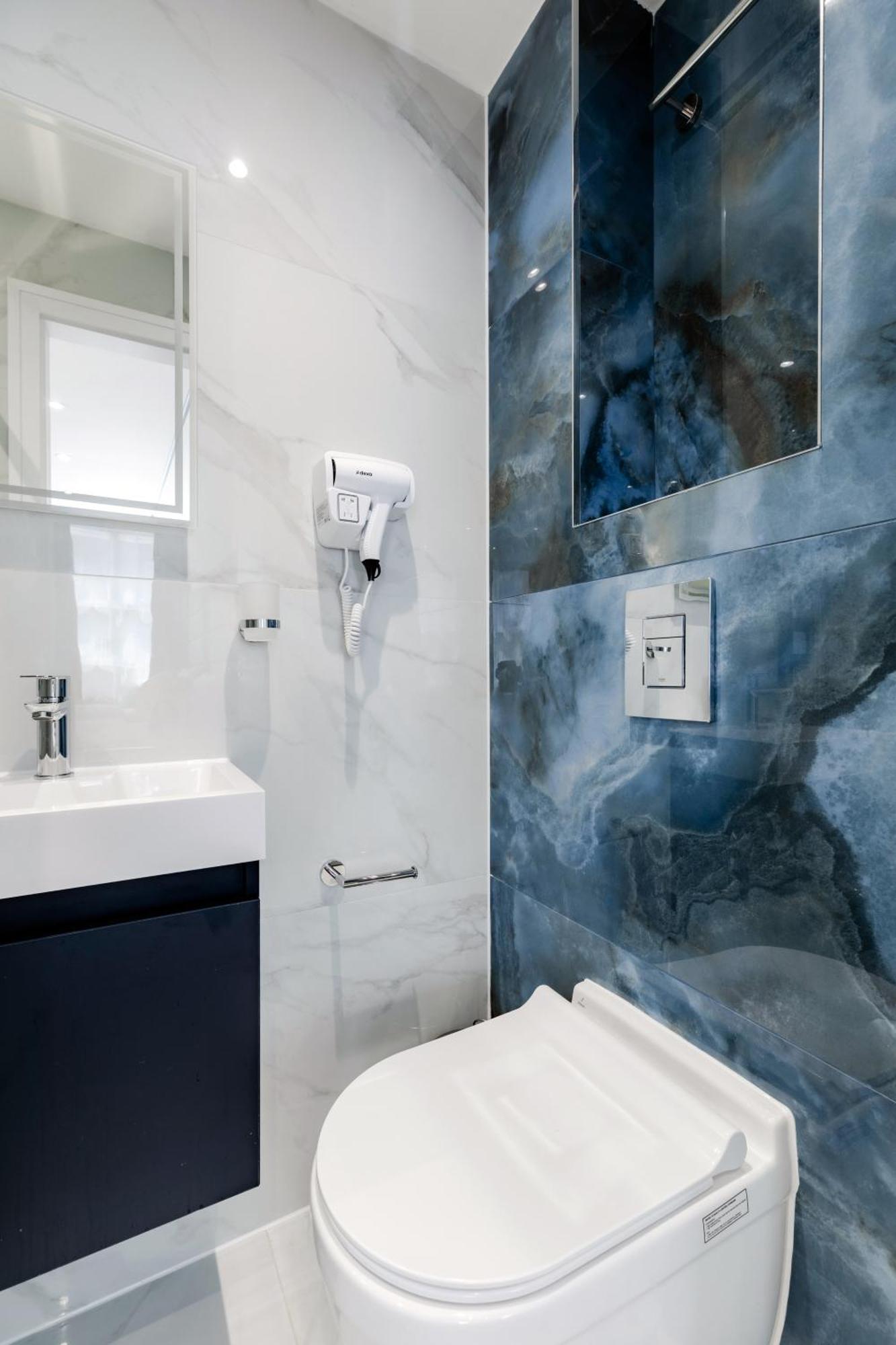 Upper Berkeley Hotel London
