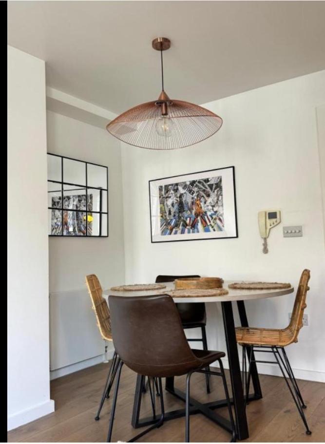 5 Min Walk To Oxford Street Apartment *