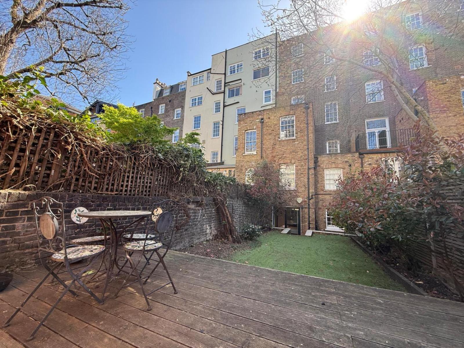 Stylish Flat With Garden In Notting Hill Apartment *