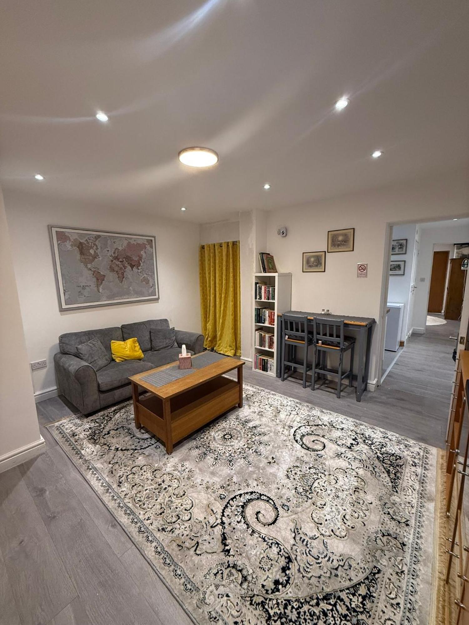 Entire One Double Bedroom * London