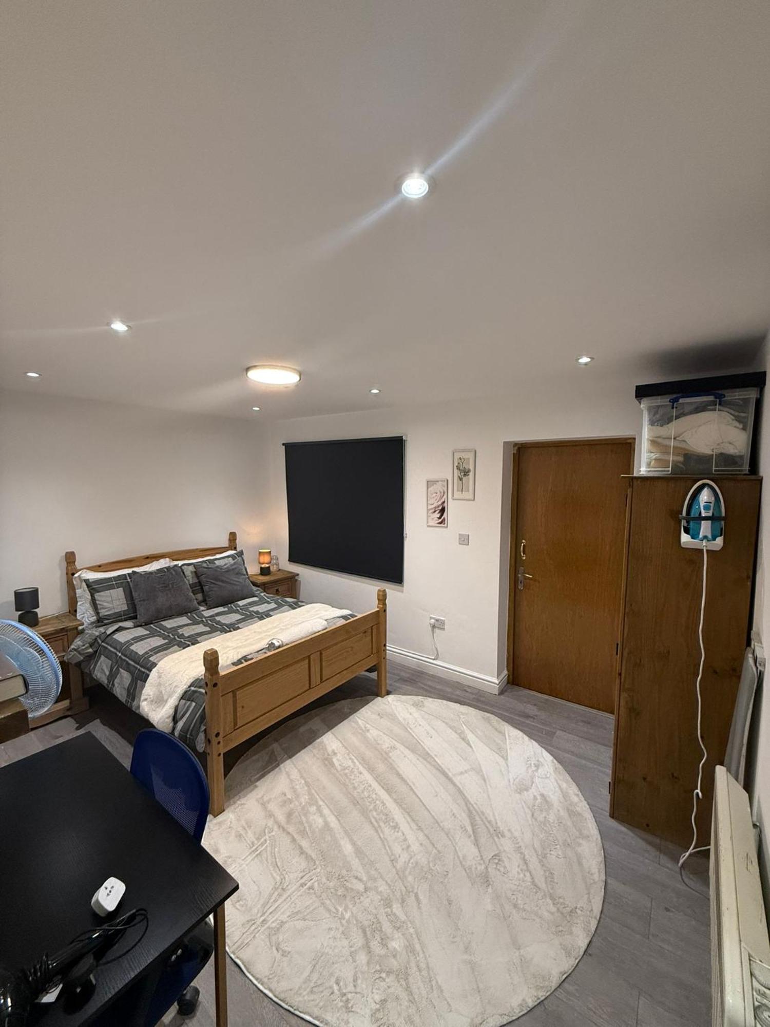 Entire One Double Bedroom