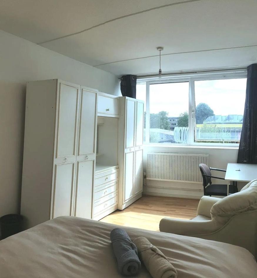 Double In Private * London