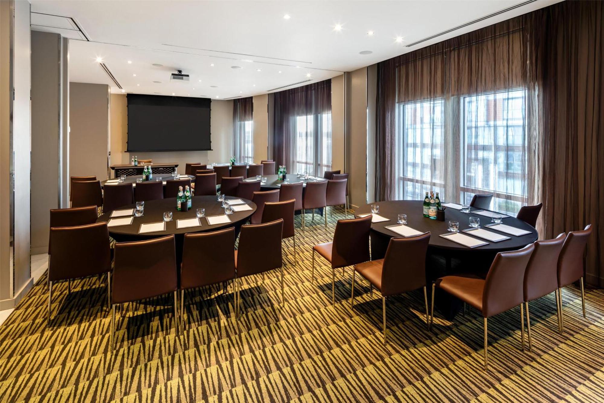 Radisson Blu Hotel, Canary Wharf East