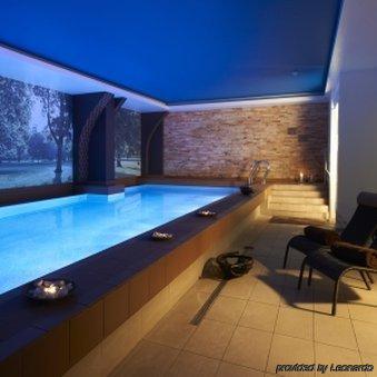 Pestana Chelsea Bridge & London