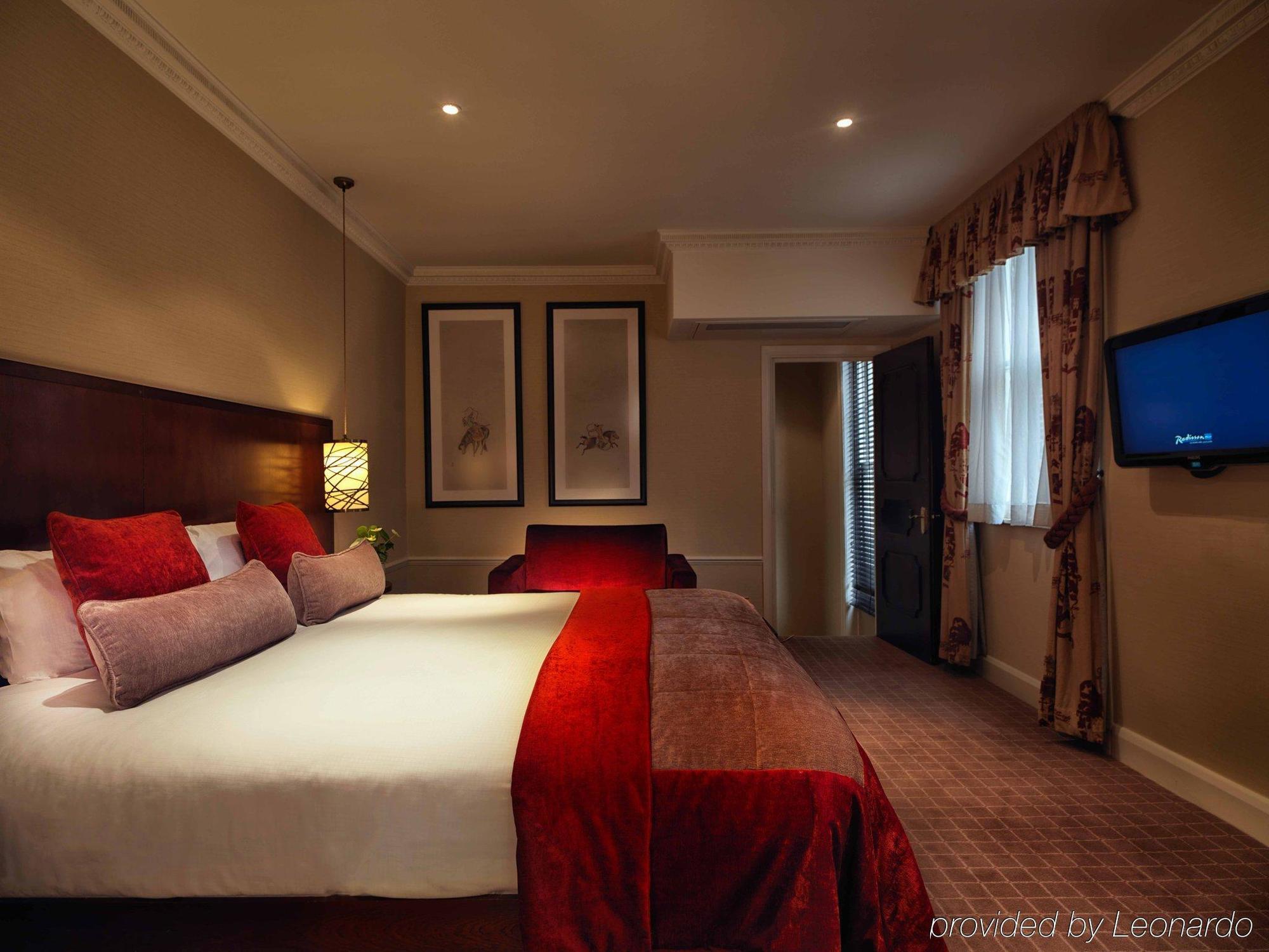 Radisson Blu Edwardian Vanderbilt Hotel, 4* London