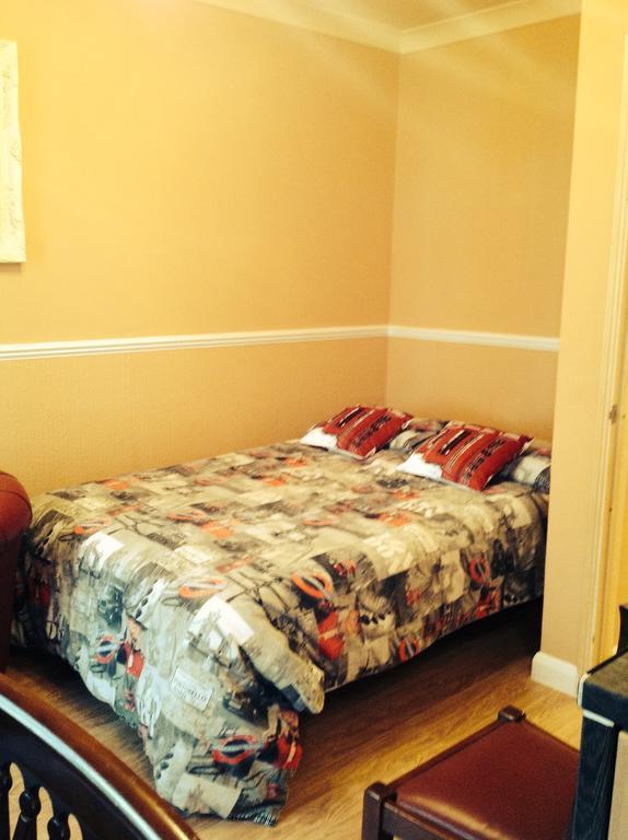 Apartment Center Suites *