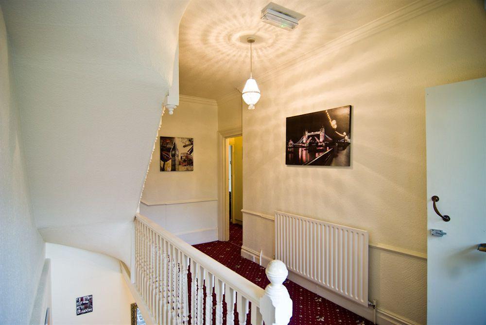 Bed & Breakfast Five Kings London