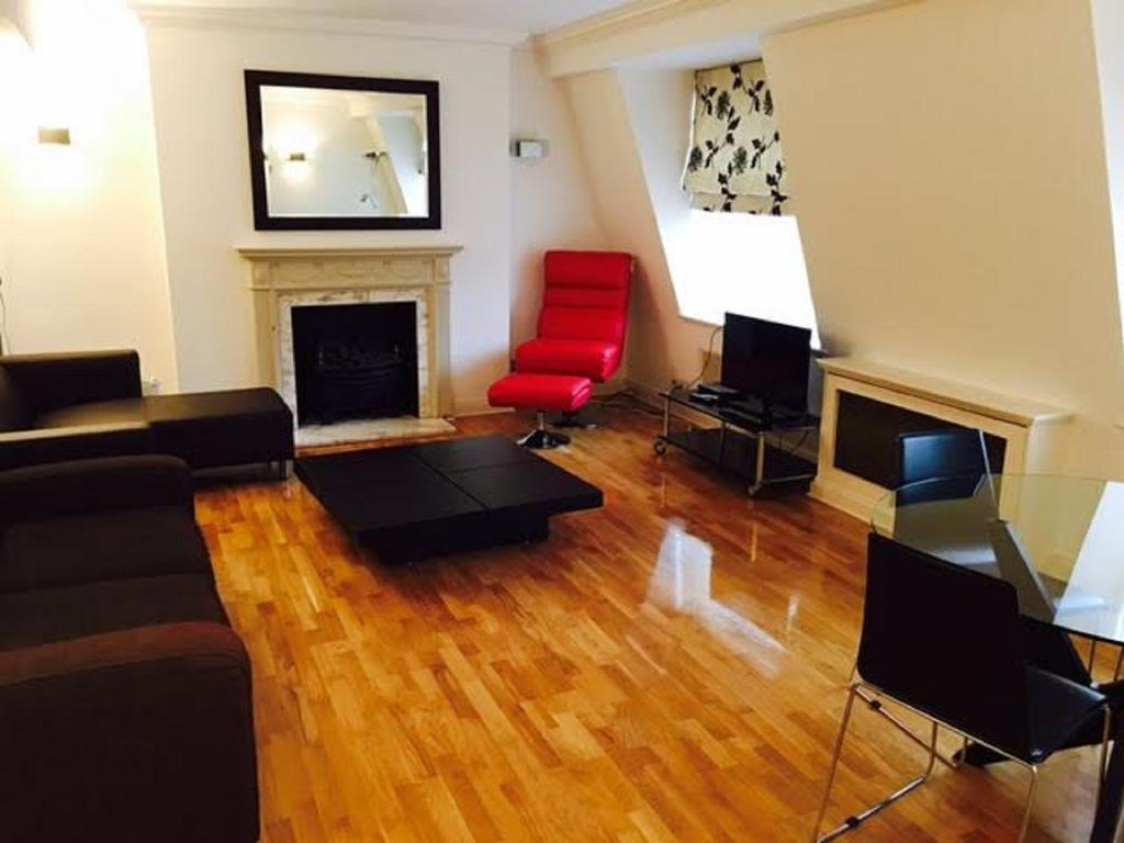 17 Brooks Mews Apartments Apartment