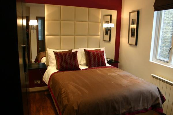 Mayfair Court Service Hotel 3*