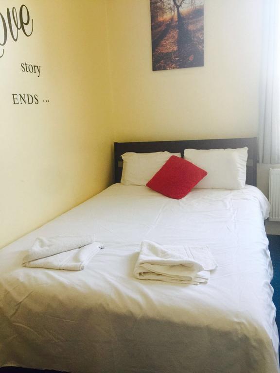 Hotel 137 Upton Lane