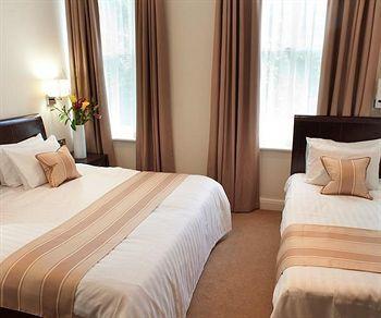 The Kensington 3* London