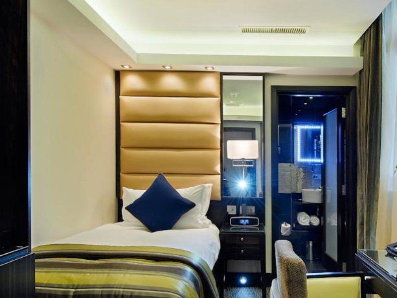 Park Grand Mayfair 5*