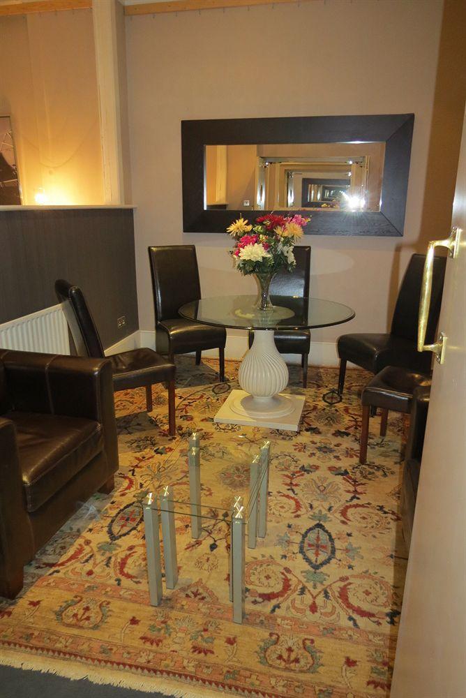 Knightsbridge 4* London
